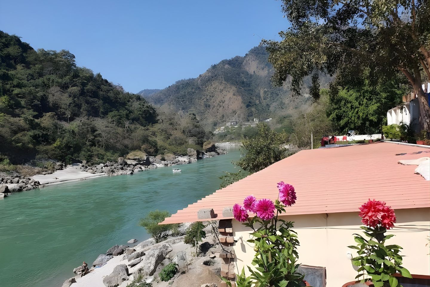 Osho Ganga Ashram Rishikesh